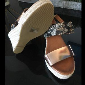 Metallic Trim Espadrille